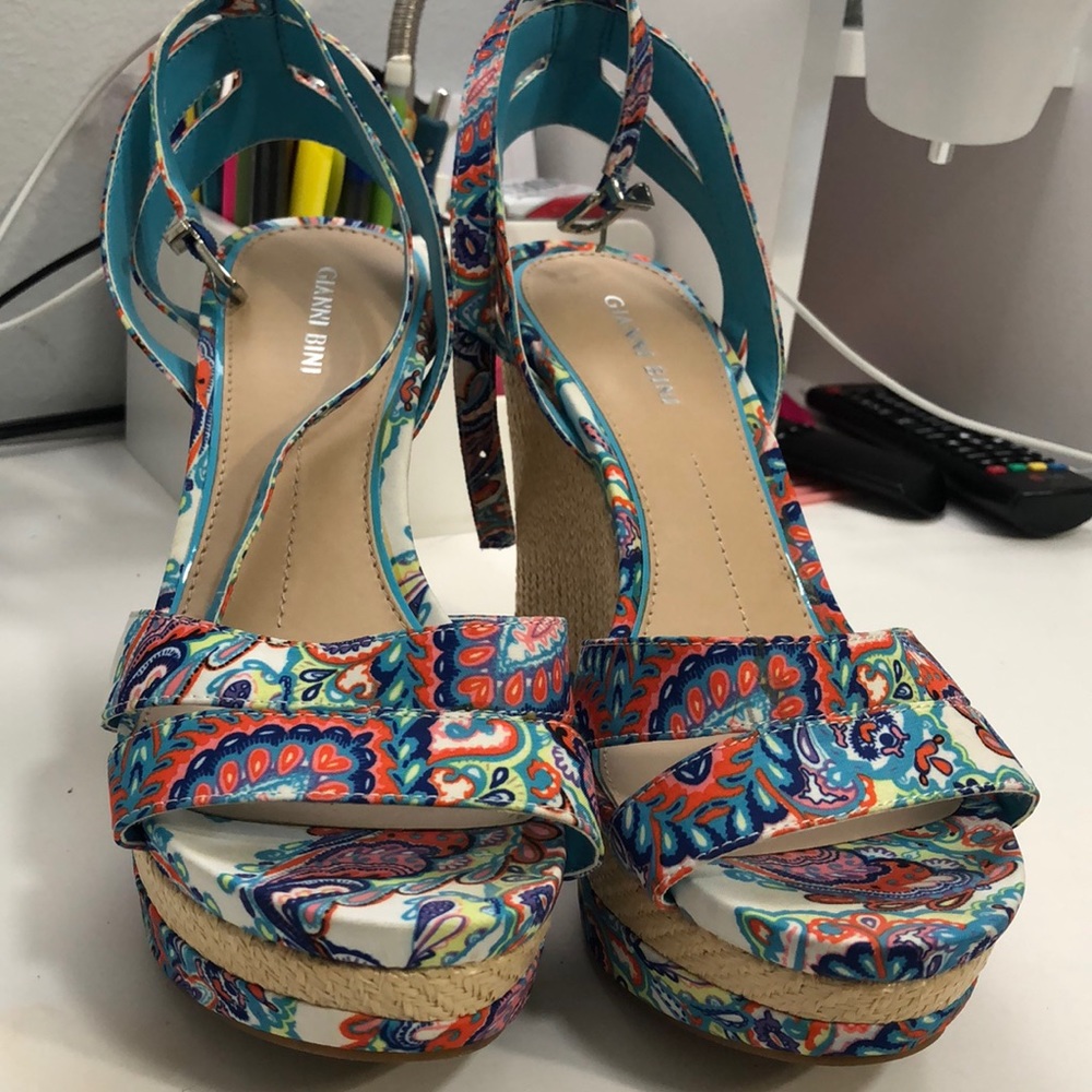 Gianni Bini Wedges